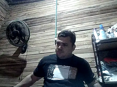 Snapshot of Arcangel_05 chatting on March 25, 2026, 5:40 am Arcangel 05 online show from March 25, 2026, 5:40 am