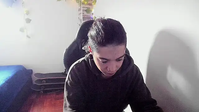 Snapshot of saad_man chatting on November 29, 2025, 2:50 pm saad man online show from November 29, 2025, 2:50 pm