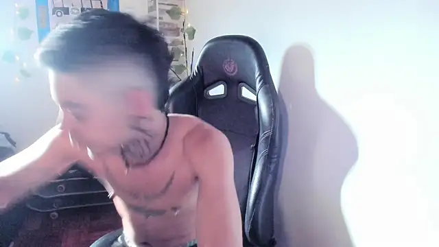 Snapshot of saad_man chatting on December 14, 2025, 9:20 pm saad man online show from December 14, 2025, 9:20 pm