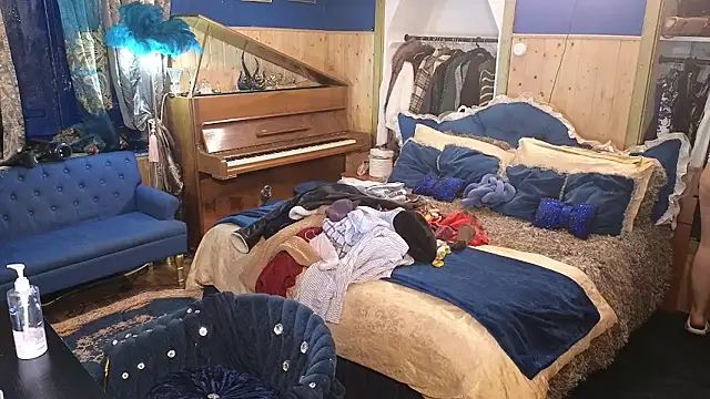 VanessaDoyle online show from January 6, 2026, 8:02 pm