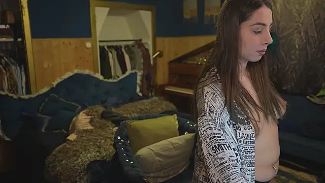 VanessaDoyle online show from April 2, 2026, 1:51 pm