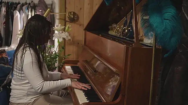 VanessaDoyle online show from April 20, 2026, 3:46 pm