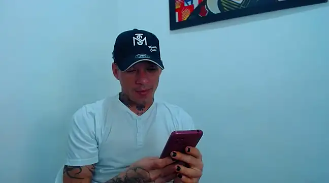 Snapshot of sebas_bigcock69 chatting on December 12, 2024, 4:15 am sebas bigcock69 online show from December 12, 2024, 4:15 am