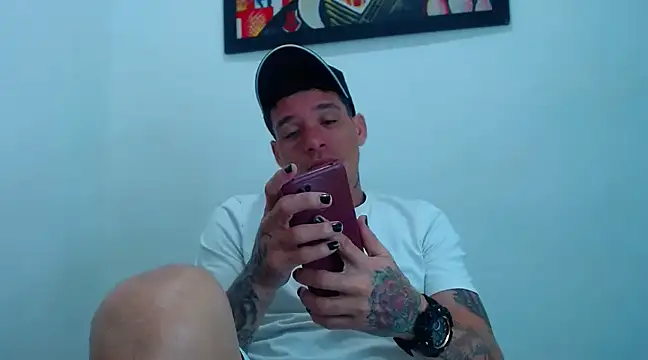 Snapshot of sebas_bigcock69 chatting on December 11, 2024, 5:43 am sebas bigcock69 online show from December 11, 2024, 5:43 am