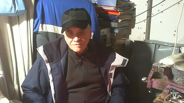 nonnomaturobisex online show from January 7, 2026, 8:41 am