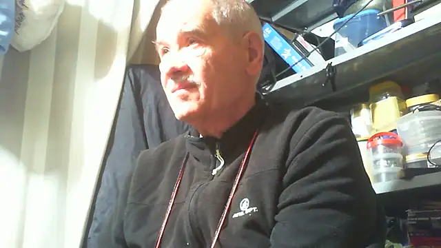 nonnomaturobisex online show from October 8, 2025, 6:59 am