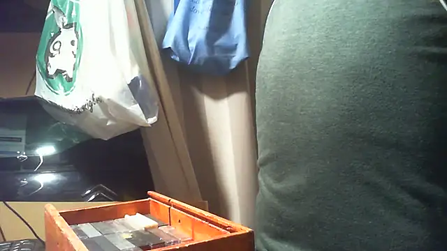 nonnomaturobisex online show from September 21, 2025, 8:52 am