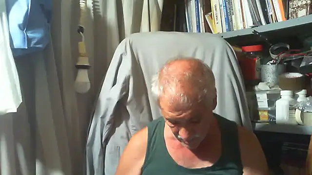 nonnomaturobisex online show from September 23, 2025, 2:24 pm