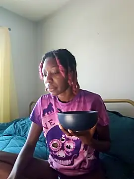 oliviaprettypussy online show from July 12, 2026, 1:12 pm