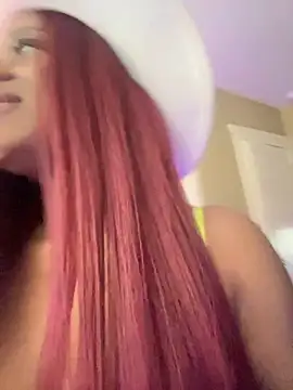 Snapshot of Tikalalin chatting on October 16, 2025, 9:23 pm Tikalalin online show from October 16, 2025, 9:23 pm