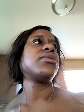 Snapshot of Tikalalin chatting on September 11, 2025, 4:29 pm Tikalalin online show from September 11, 2025, 4:29 pm