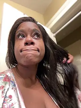 Snapshot of Tikalalin chatting on November 6, 2025, 11:47 am Tikalalin online show from November 6, 2025, 11:47 am