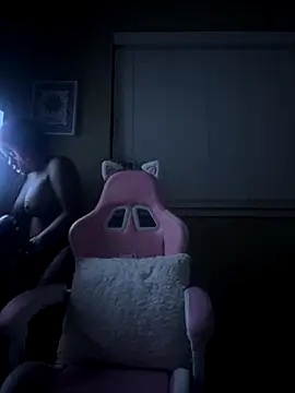 Snapshot of Tikalalin chatting on October 24, 2025, 11:09 am Tikalalin online show from October 24, 2025, 11:09 am