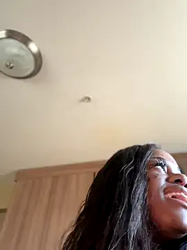 Snapshot of Tikalalin chatting on November 17, 2025, 3:16 pm Tikalalin online show from November 17, 2025, 3:16 pm