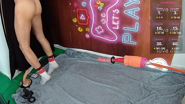 madmaxxx1989 online show from March 13, 2026, 5:12 am