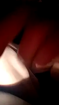 Roberts8inchcock online show from December 17, 2025, 3:22 am