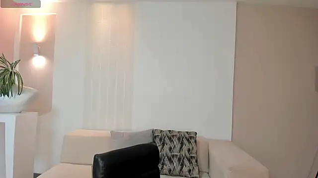 Snapshot of LexieWayne chatting on February 15, 2025, 12:22 pm LexieWayne online show from February 15, 2025, 12:22 pm