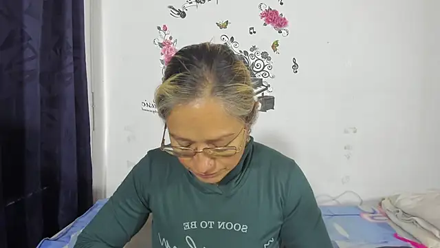 anthonela mature  online show from March 14, 2025, 7:01 pm