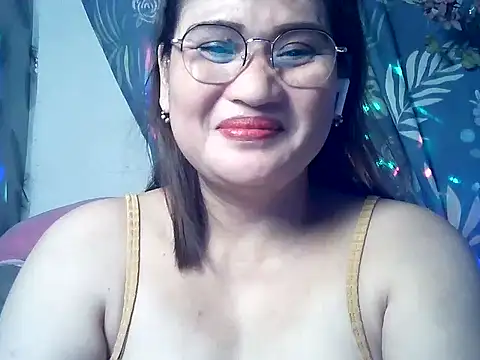 Amazing Angel22 online show from April 12, 2026, 5:05 pm