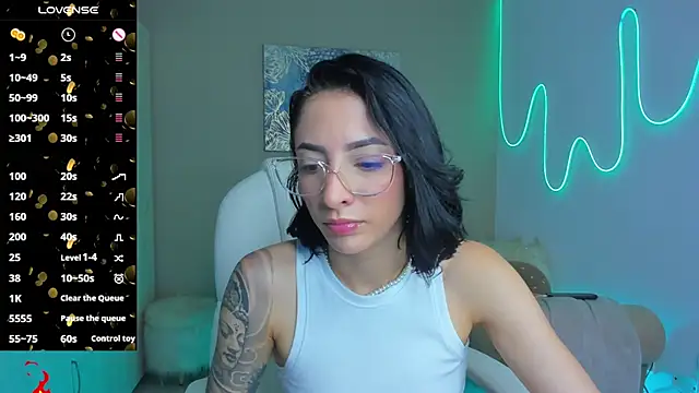 Snapshot of barbie_scoth_ chatting on October 3, 2025, 10:11 pm barbie scoth online show from October 3, 2025, 10:11 pm