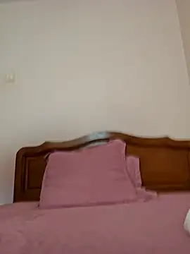 Snapshot of NathalieDream chatting on November 1, 2025, 10:31 am NathalieDream online show from November 1, 2025, 10:31 am