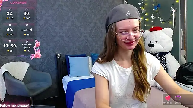 Snapshot of KateJonson chatting on October 29, 2025, 7:40 am KateJonson online show from October 29, 2025, 7:40 am