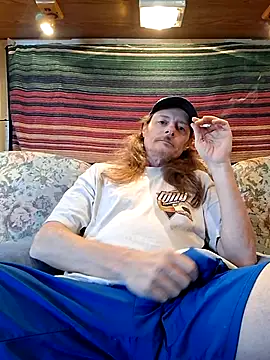 truckerlove69 online show from January 15, 2026, 4:32 pm