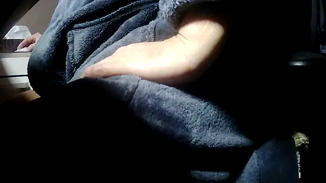 suedel65 online show from February 11, 2026, 3:28 am