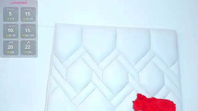 Snapshot of Cleopatra_Trans chatting on February 27, 2026, 7:35 pm Cleopatra Trans online show from February 27, 2026, 7:35 pm