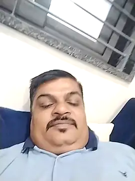 Desi Londa 143 online show from May 10, 2026, 7:01 am