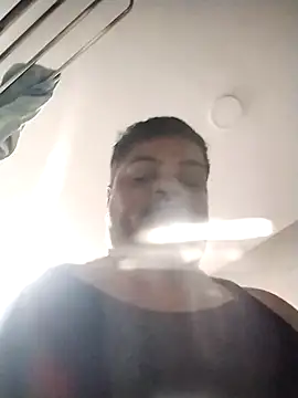 Desi Londa 143 online show from October 29, 2025, 3:16 am