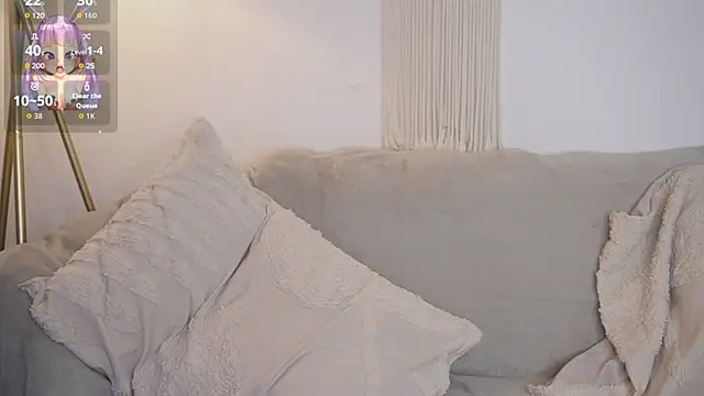 bunnycuteshy online show from February 10, 2026, 1:43 pm