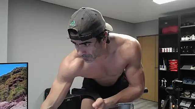 Snapshot of samricci21 chatting on December 17, 2025, 9:20 pm samricci21 online show from December 17, 2025, 9:20 pm