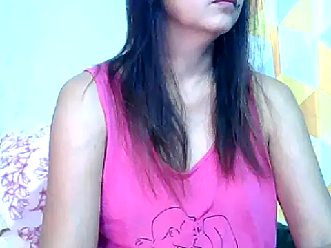 Snapshot of urwife_tobe chatting on February 18, 2025, 1:44 pm urwife tobe online show from February 18, 2025, 1:44 pm