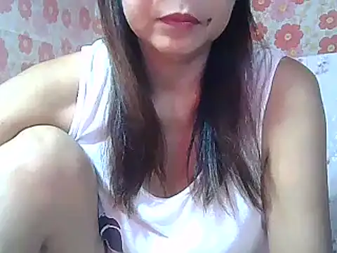 Snapshot of urwife_tobe chatting on December 18, 2024, 1:34 pm urwife tobe online show from December 18, 2024, 1:34 pm