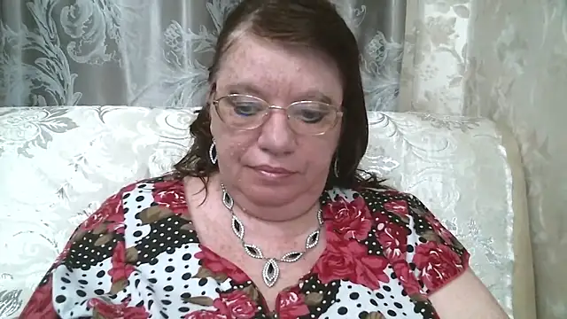 SusanaAhSun online show from June 17, 2026, 11:20 am