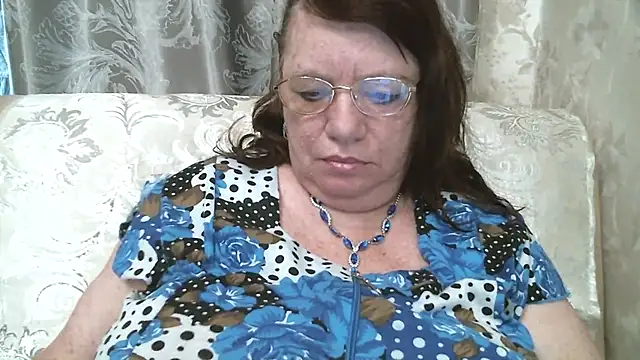 SusanaAhSun online show from June 23, 2026, 11:41 am