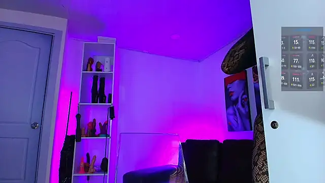 kayilyn online show from July 21, 2026, 12:06 pm