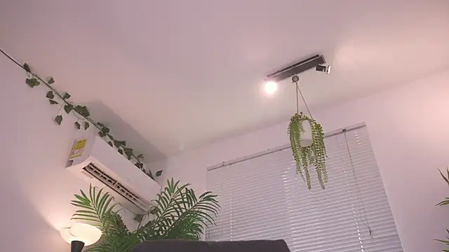 Snapshot of Cooper-Reds chatting on October 25, 2025, 8:31 pm Cooper-Reds online show from October 25, 2025, 8:31 pm