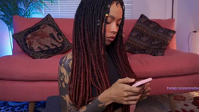 Snapshot of Cooper-Reds chatting on February 12, 2025, 1:59 pm Cooper-Reds online show from February 12, 2025, 1:59 pm