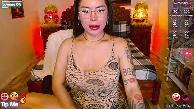 Magnificent Goddess online show from October 24, 2025, 4:33 am