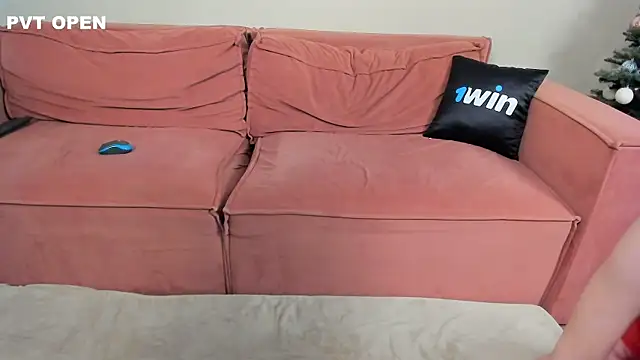 hlopushkahouse online show from January 15, 2025, 5:05 pm