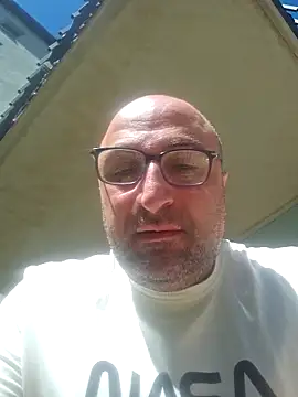 bigloada online show from May 31, 2026, 12:44 pm