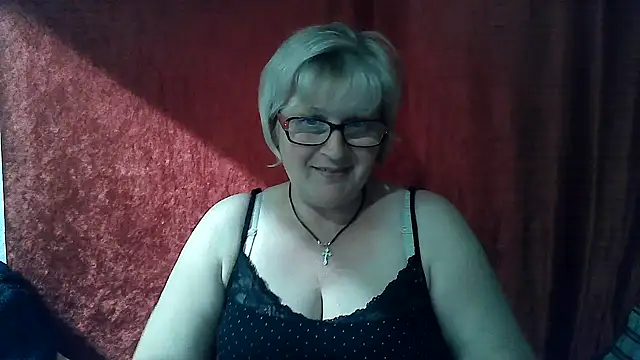 Gina Marlyn online show from April 17, 2026, 7:38 pm