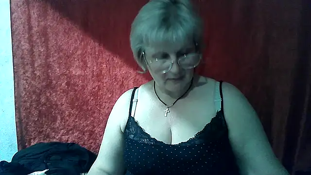 Gina Marlyn online show from April 8, 2026, 7:15 pm