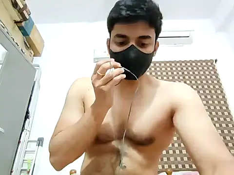 Snapshot of sukku3 chatting on January 18, 2025, 2:33 pm sukku3 online show from January 18, 2025, 2:33 pm