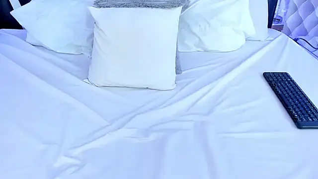 katya kozlov online show from February 27, 2025, 3:40 am