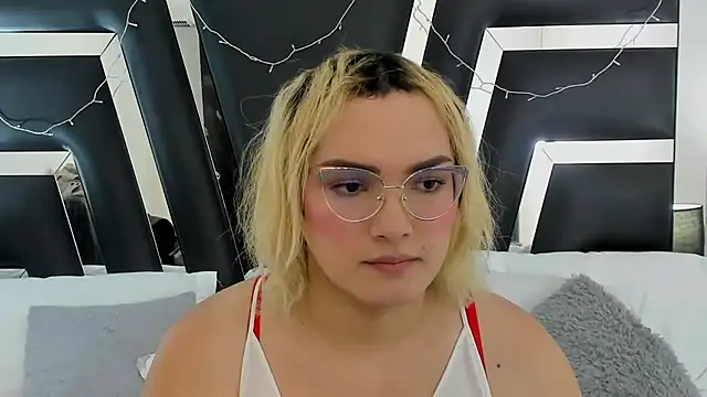 katya kozlov online show from February 8, 2025, 1:11 am