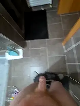 nicoco5757 online show from April 7, 2026, 2:08 pm