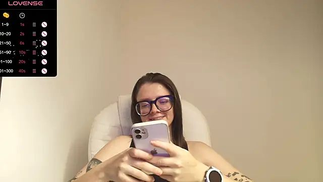 Snapshot of Arya_starrk chatting on February 14, 2025, 7:02 pm Arya starrk online show from February 14, 2025, 7:02 pm
